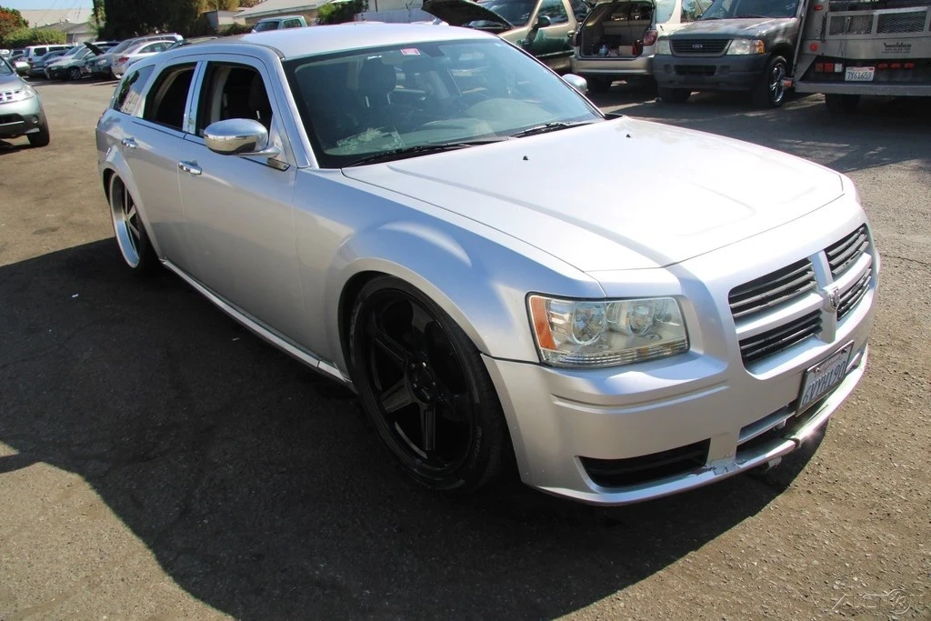 2008 Dodge Magnum 2nd Gen Wagon - Image 8 of 21