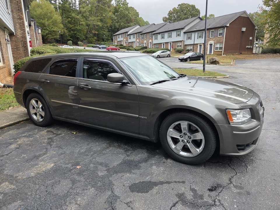 2008 Dodge Magnum 2nd Gen Wagon - Image 6 of 13