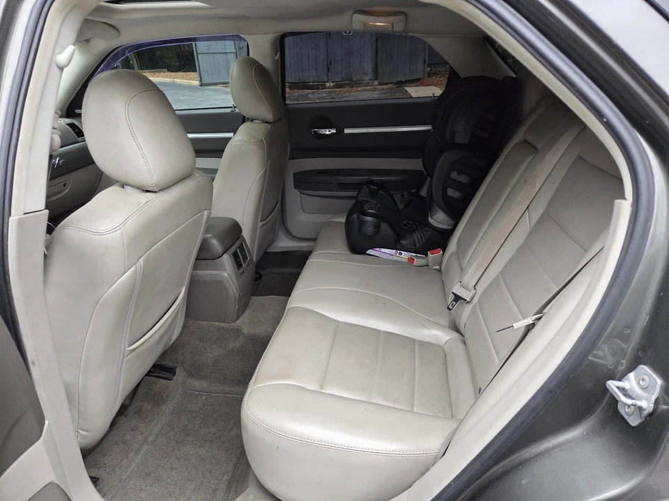 2008 Dodge Magnum 2nd Gen Wagon - Image 12 of 13