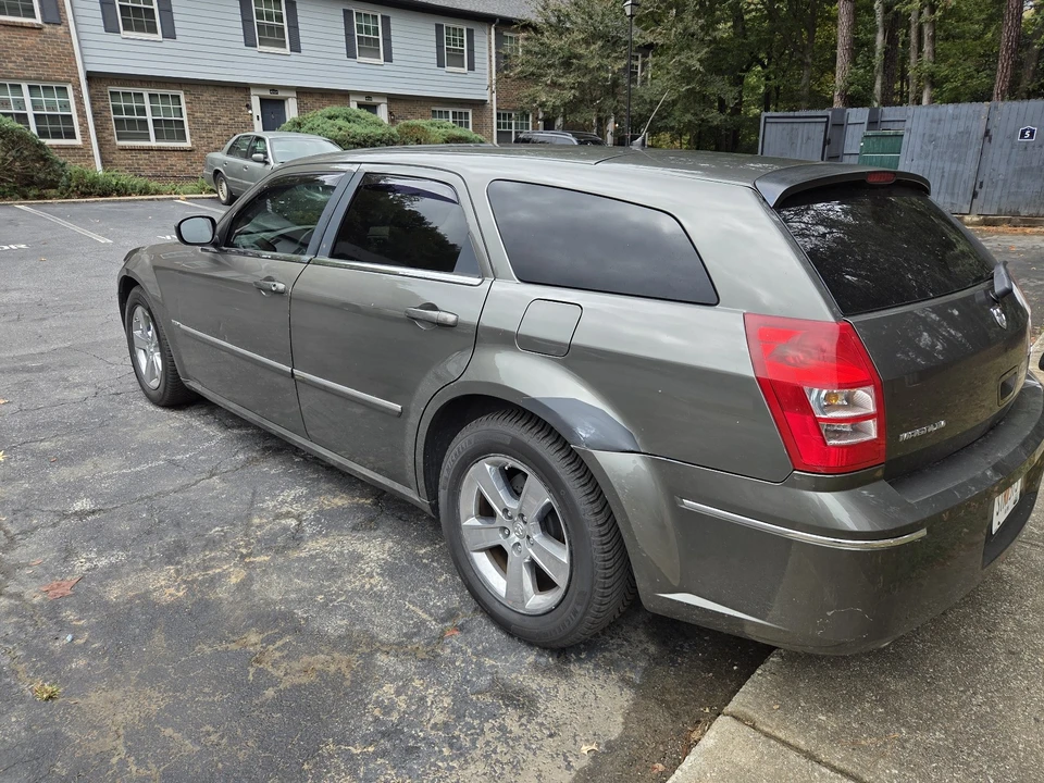 2008 Dodge Magnum 2nd Gen Wagon - Image 4 of 13
