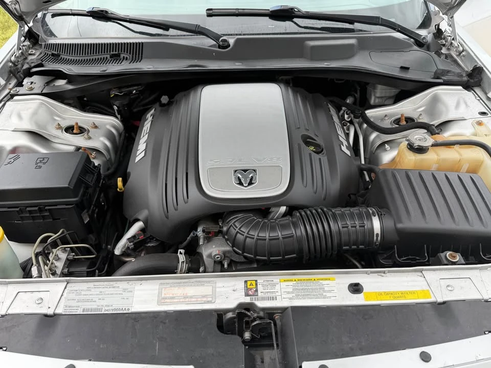 2008 Dodge Magnum 2nd Gen Wagon - Image 2 of 11