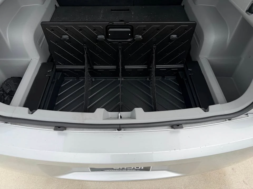 2008 Dodge Magnum 2nd Gen Wagon - Image 3 of 11