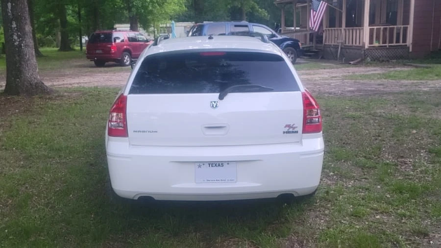 2008 Dodge Magnum 2nd Gen Wagon - Image 3 of 9