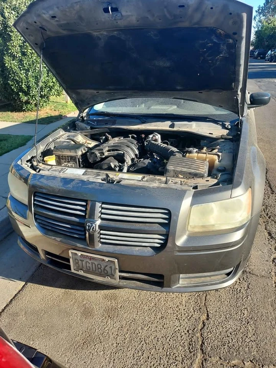 2008 Dodge Magnum 2nd Gen Wagon - Image 3 of 10