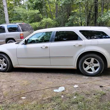 2008 Dodge Magnum SE Sport Wagon 4D
