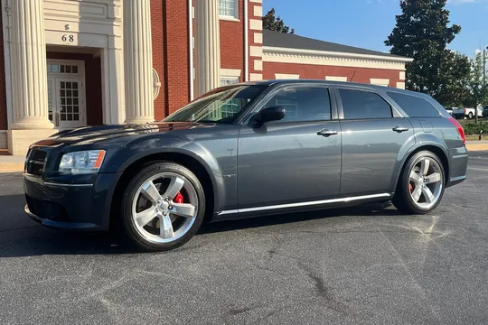 2008 Dodge Magnum SRT8