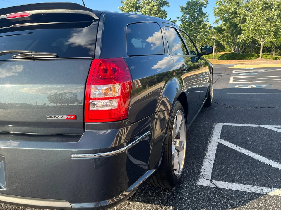 2008 Dodge Magnum SRT8 2nd Gen - Image 29 of 31
