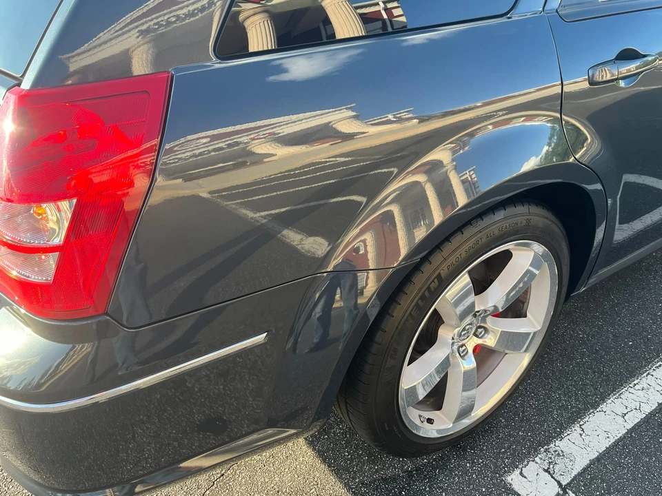 2008 Dodge Magnum SRT8 2nd Gen - Image 25 of 31