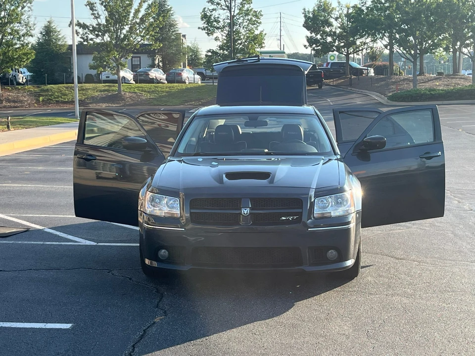 2008 Dodge Magnum SRT8 2nd Gen - Image 17 of 31