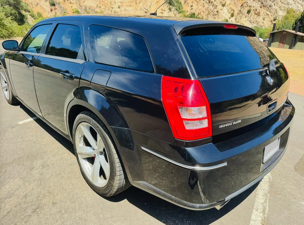 2008 Dodge Magnum SRT8 2nd Gen - Image 4 of 31