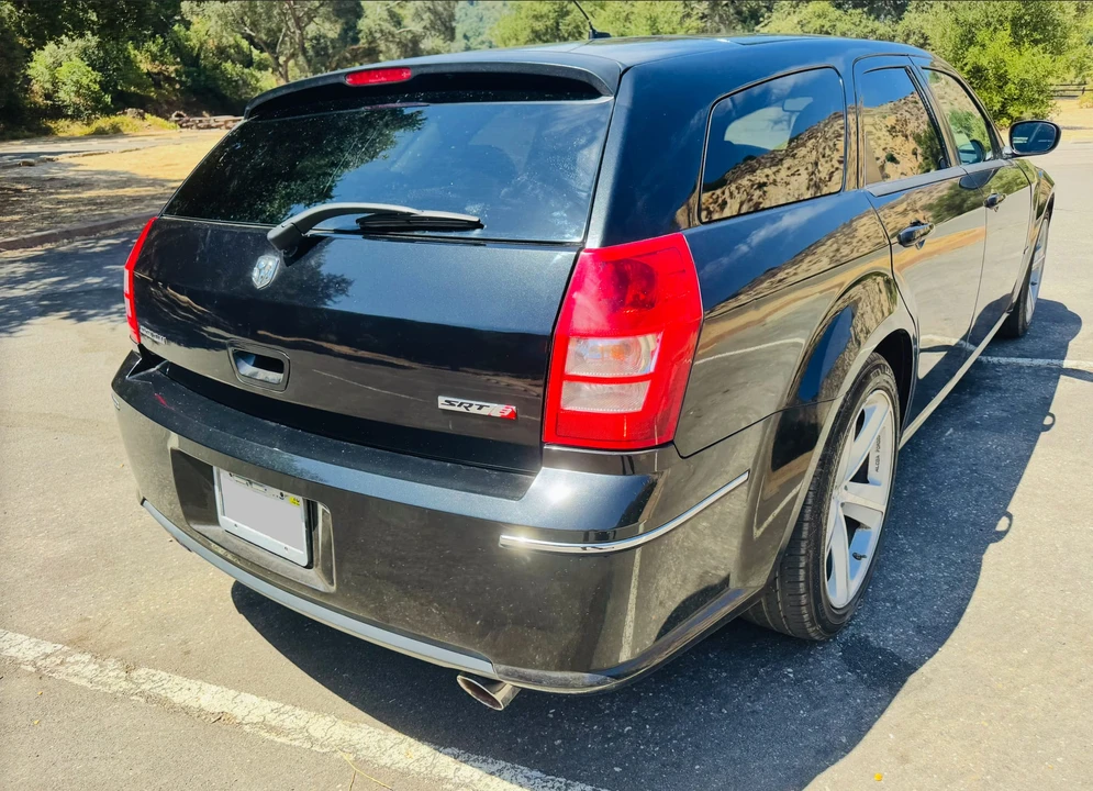 2008 Dodge Magnum SRT8 2nd Gen - Image 5 of 31