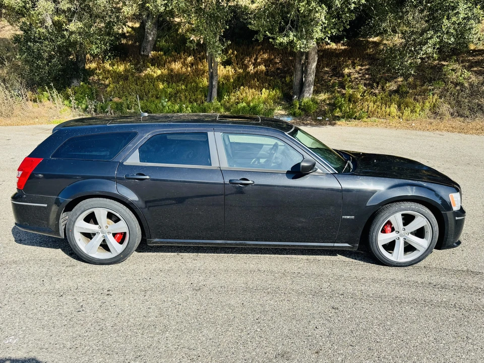 2008 Dodge Magnum SRT8 2nd Gen - Image 6 of 31