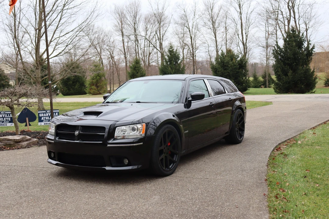 2008 Dodge Magnum SRT8 2nd Gen - Image 3 of 31