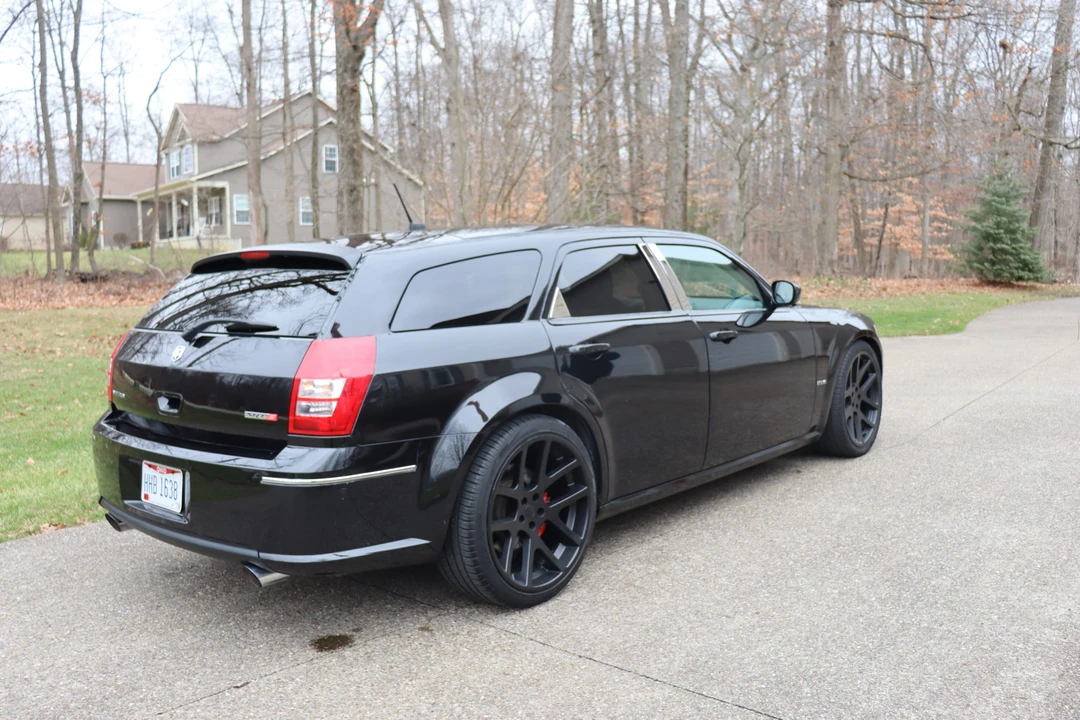 2008 Dodge Magnum SRT8 2nd Gen - Image 8 of 31