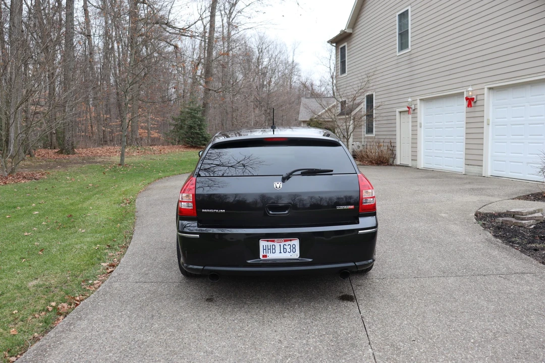 2008 Dodge Magnum SRT8 2nd Gen - Image 9 of 31