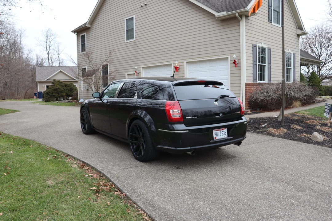 2008 Dodge Magnum SRT8 2nd Gen - Image 10 of 31