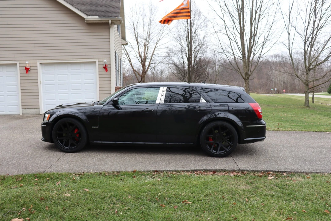2008 Dodge Magnum SRT8 2nd Gen - Image 11 of 31