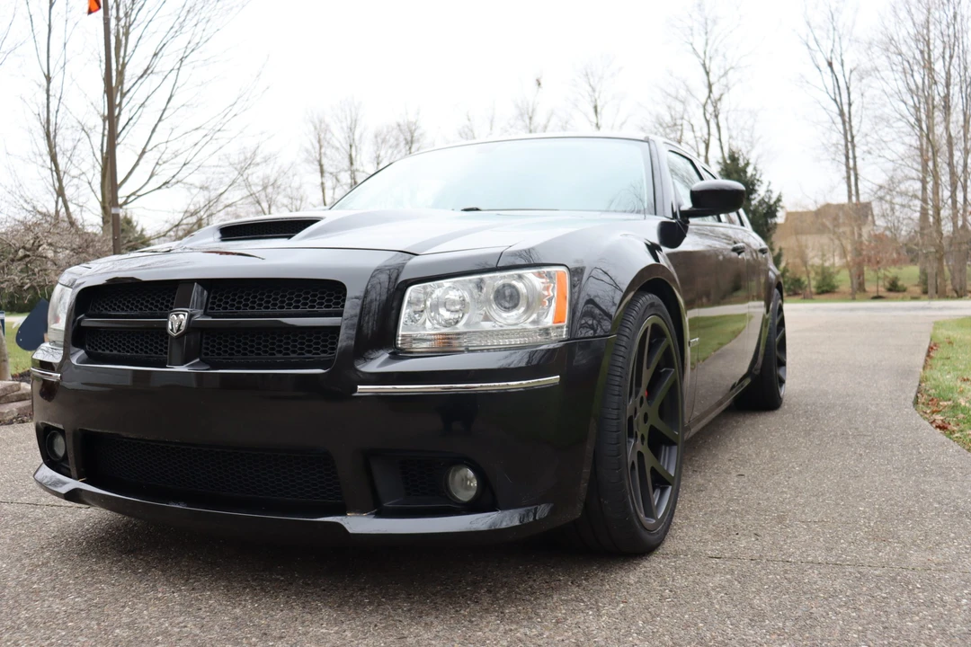 2008 Dodge Magnum SRT8 2nd Gen - Image 4 of 31