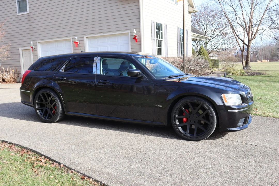 2008 Dodge Magnum SRT8 2nd Gen - Image 16 of 31
