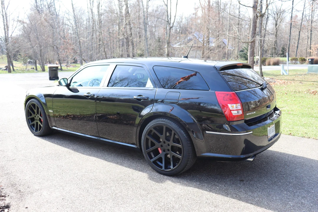 2008 Dodge Magnum SRT8 2nd Gen - Image 18 of 31