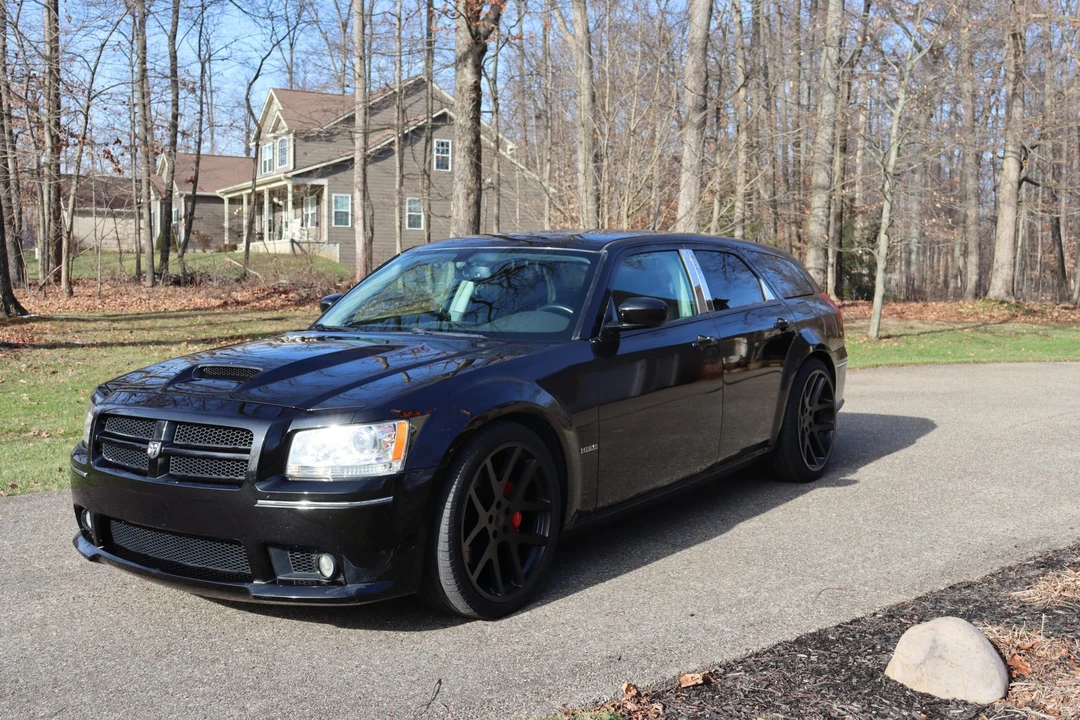 2008 Dodge Magnum SRT8 2nd Gen - Image 12 of 31