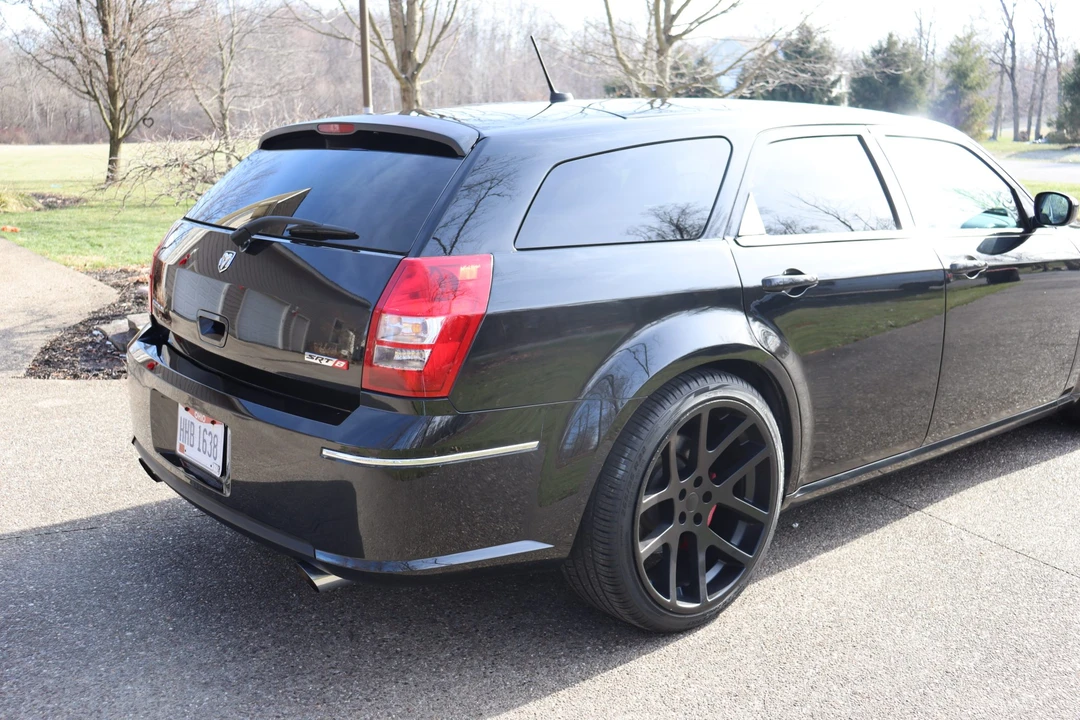 2008 Dodge Magnum SRT8 2nd Gen - Image 27 of 31