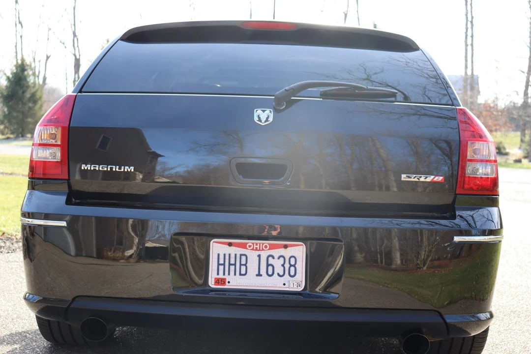 2008 Dodge Magnum SRT8 2nd Gen - Image 29 of 31