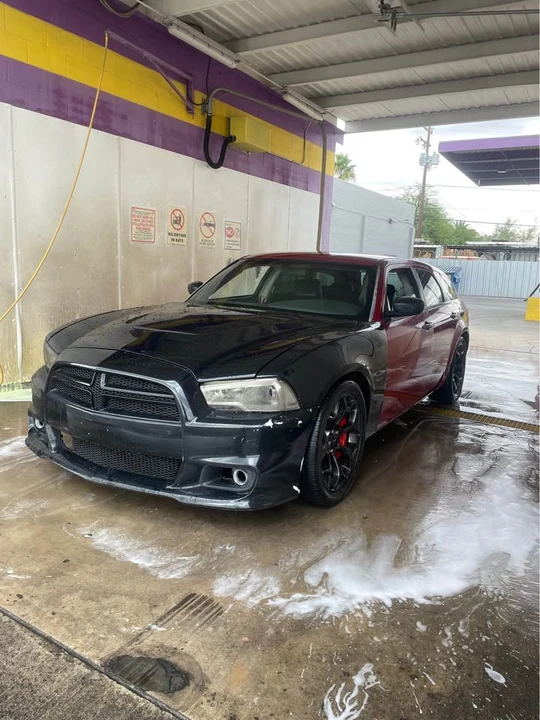2008 Dodge Magnum SRT8 2nd Gen - Image 5 of 8
