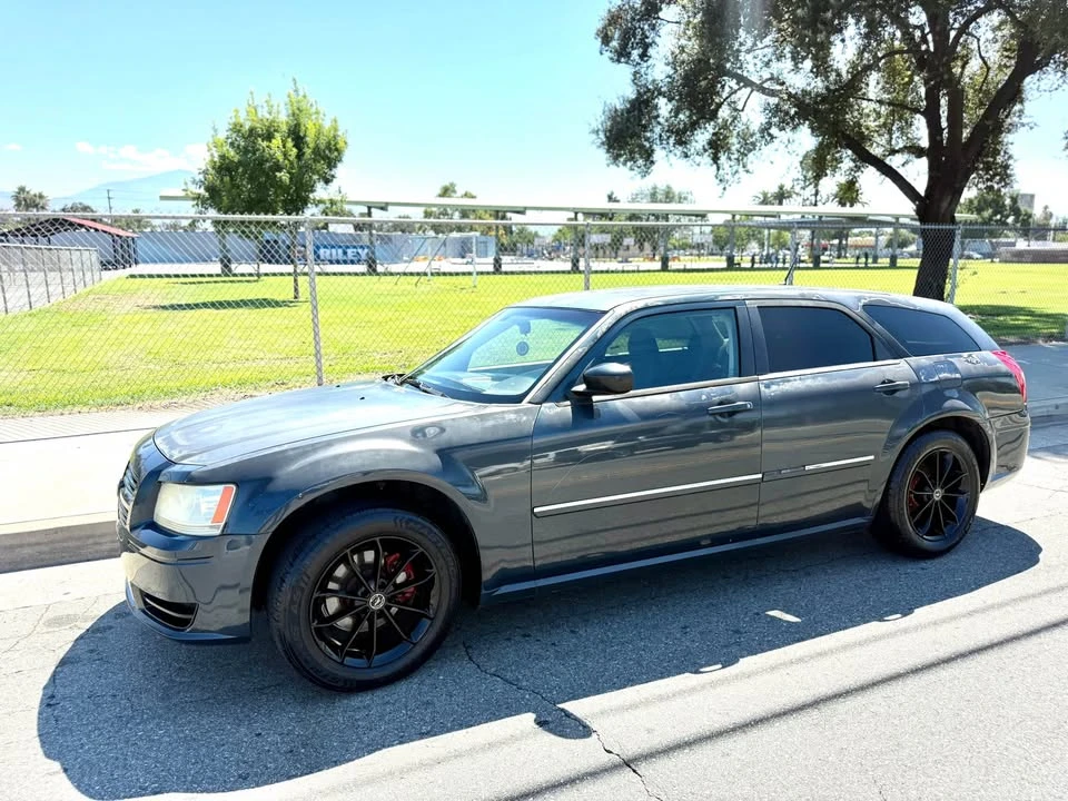 2008 Dodge Magnum 2nd Gen Wagon - Image 6 of 9