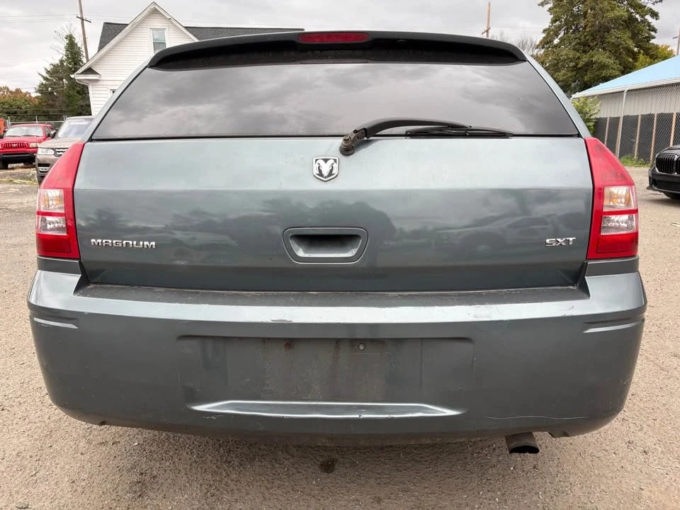2008 Dodge Magnum 2nd Gen Wagon - Image 4 of 10