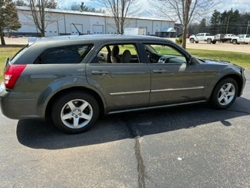 2008 Dodge Magnum 2nd Gen Wagon - Image 4 of 20