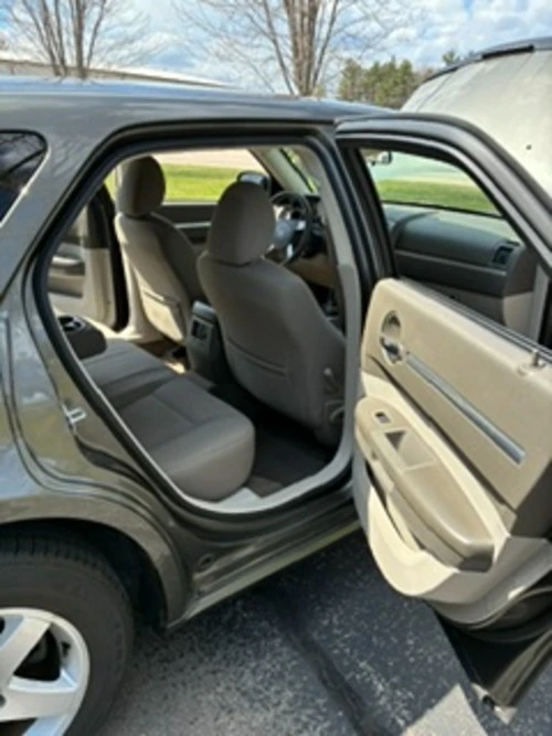 2008 Dodge Magnum 2nd Gen Wagon - Image 8 of 20