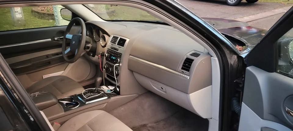 2008 Dodge Magnum 2nd Gen Wagon - Image 8 of 17