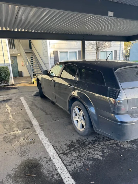 2008 Dodge Magnum 2nd Gen Wagon - Image 4 of 4