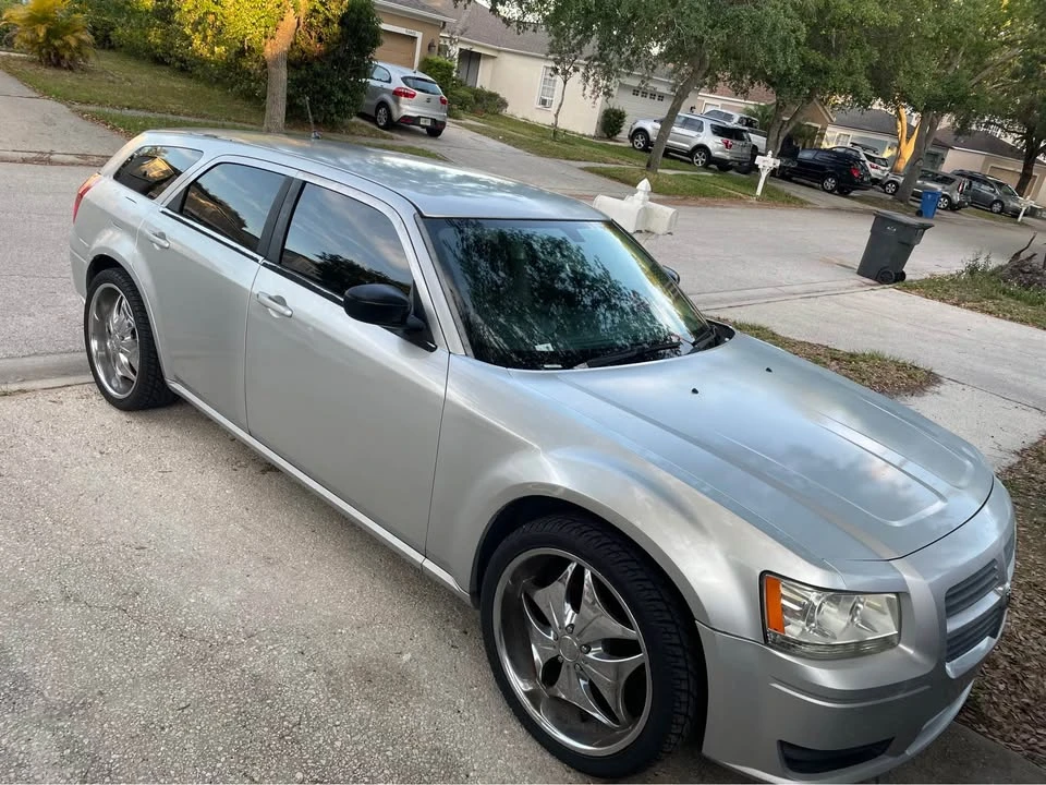 2008 Dodge Magnum 2nd Gen Wagon - Image 6 of 7