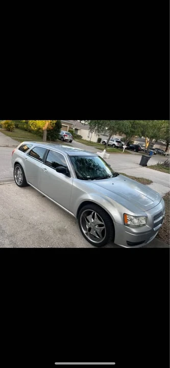 2008 Dodge Magnum 2nd Gen Wagon - Image 3 of 7