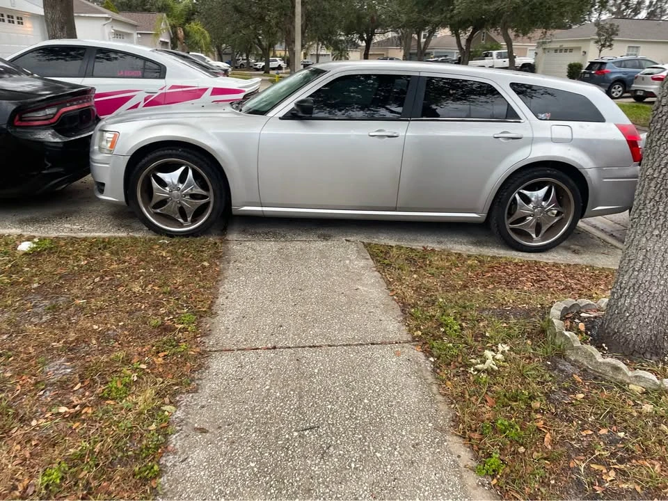 2008 Dodge Magnum 2nd Gen Wagon - Image 7 of 7