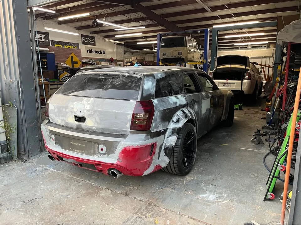 2008 Dodge Magnum 2nd Gen Wagon - Image 17 of 18