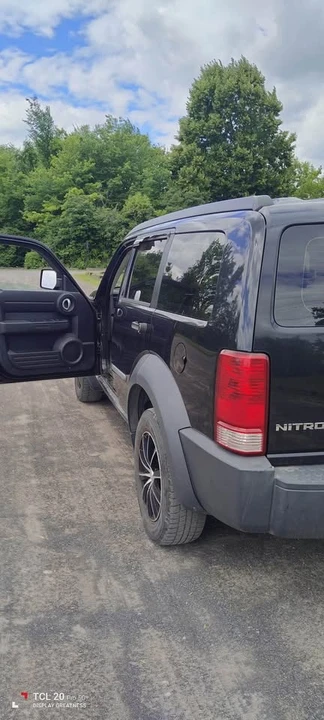 2008 Dodge Nitro - Image 3 of 11