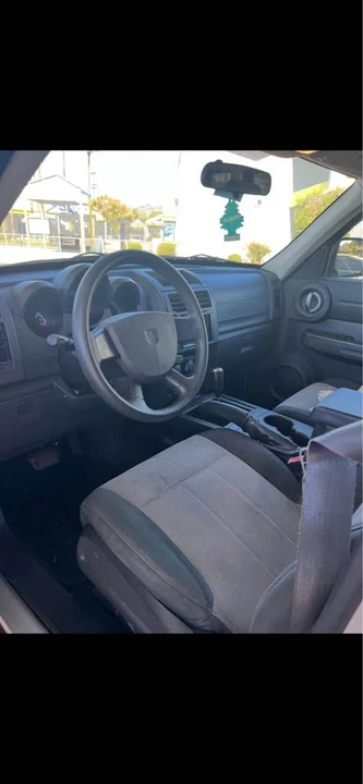 2008 Dodge Nitro - Image 2 of 8