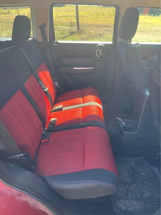 2008 Dodge Nitro - Image 8 of 10