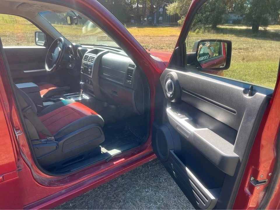 2008 Dodge Nitro - Image 7 of 10