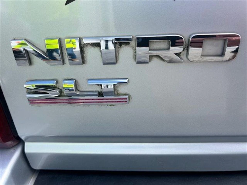 2008 Dodge Nitro - Image 13 of 19