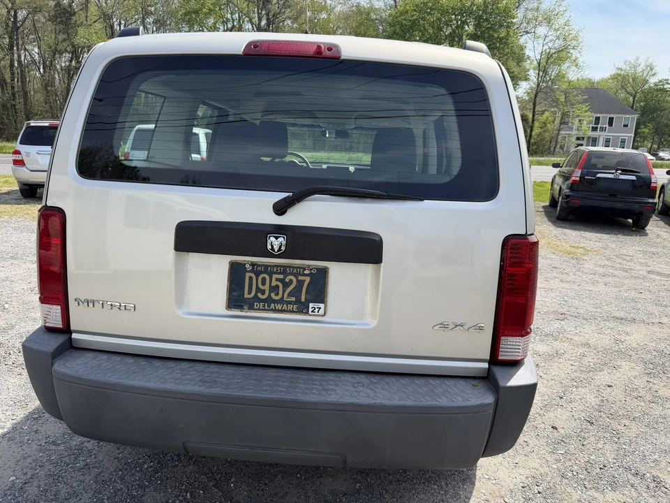 2008 Dodge Nitro - Image 19 of 27
