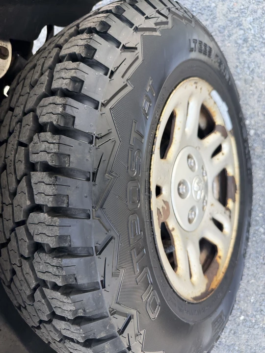 2008 Dodge Nitro - Image 13 of 27