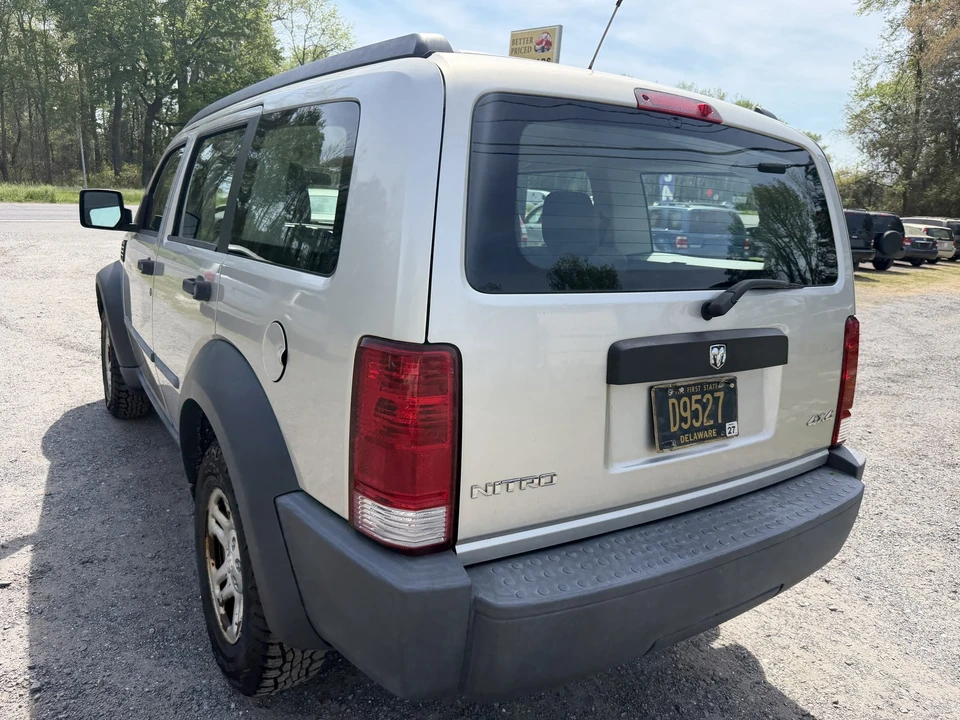 2008 Dodge Nitro - Image 18 of 27