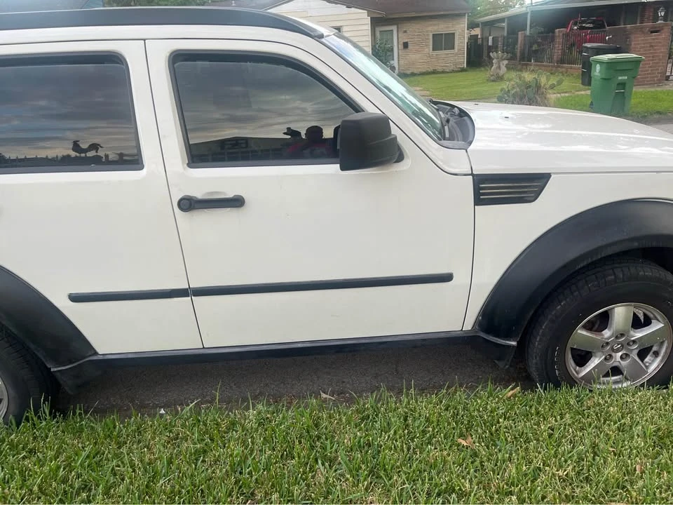 2008 Dodge Nitro - Image 3 of 6