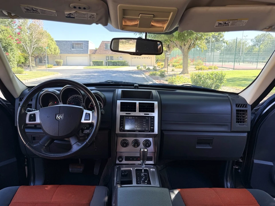 2008 Dodge Nitro - Image 16 of 21