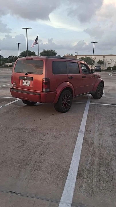 2008 Dodge Nitro - Image 2 of 5