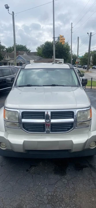 2008 Dodge Nitro - Image 2 of 9